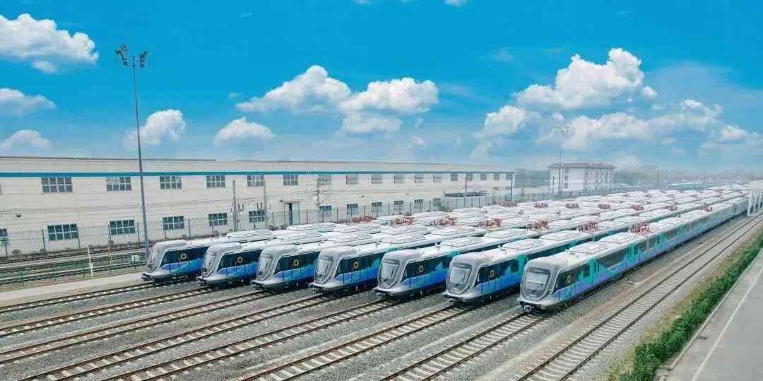 Behind Chengdu Metro Line 19!